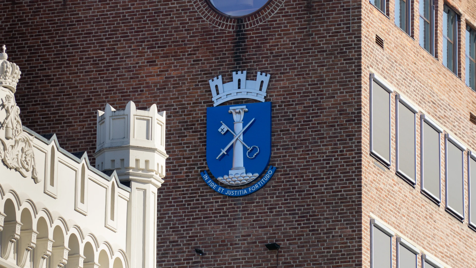 Drammen Kommune rådhus fasadekilt